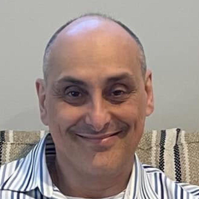 Bob Medeiros